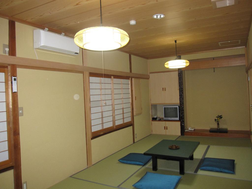 Manshuya Hotel Gujo Esterno foto